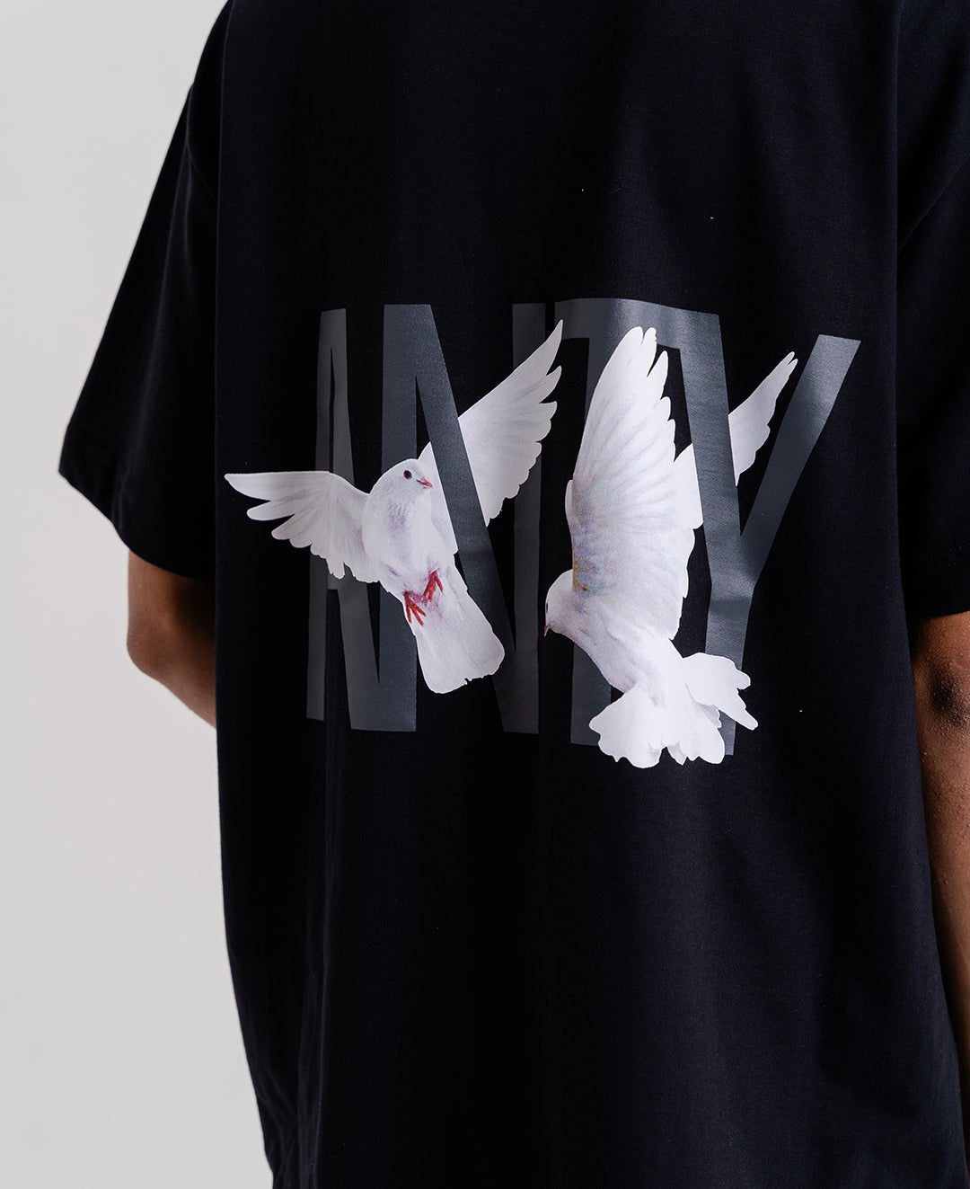 CAMISETA ANTY DOVE BLACK